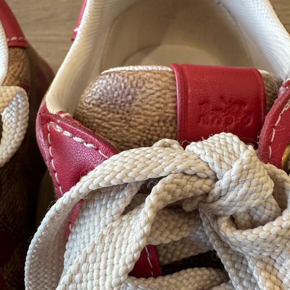 ‼️SOLD‼️Coach Lowline Low Top Sneakers In Signature Canvas With Res Heart Print - Picture 12 of 15